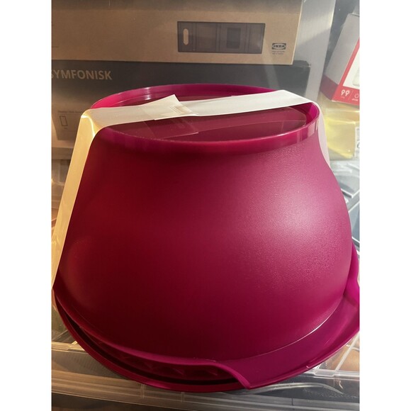 Tupperware Salad Bowl 17 Cups Pink  Kitchen Food Storage Serveware New - Picture 5 of 9